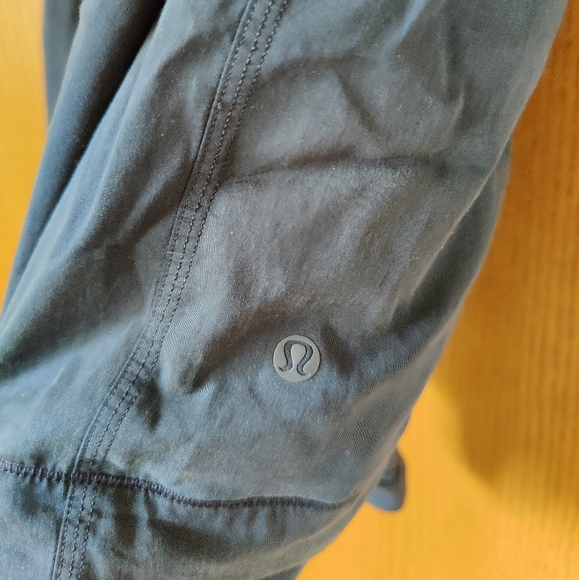 Lululemon Blissed Out Wrap - INKW - Picture 10 of 10